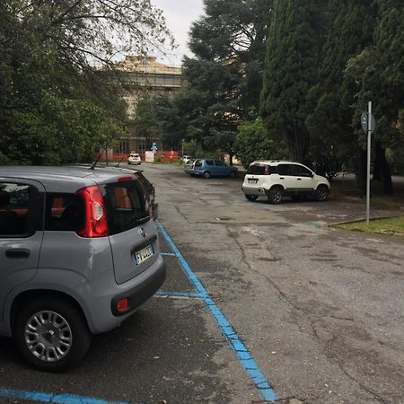 Appartamento In Centro Zona Fiera,Davanti Al Galliera Genoa Ngoại thất bức ảnh