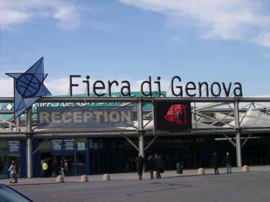 Appartamento In Centro Zona Fiera,Davanti Al Galliera Genoa Ngoại thất bức ảnh