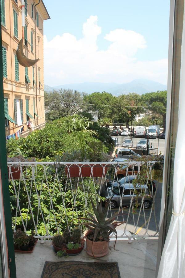 Appartamento In Centro Zona Fiera,Davanti Al Galliera Genoa Ngoại thất bức ảnh