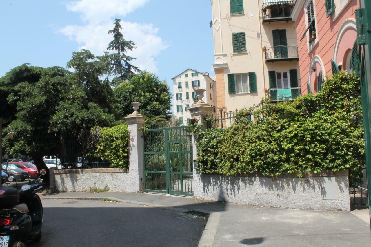 Appartamento In Centro Zona Fiera,Davanti Al Galliera Genoa Ngoại thất bức ảnh